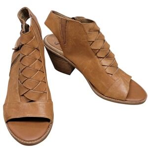 Söfft Leather Peep Toe Heeled Sandals Booties‎ Woven Cutout Details Sz 8M H323